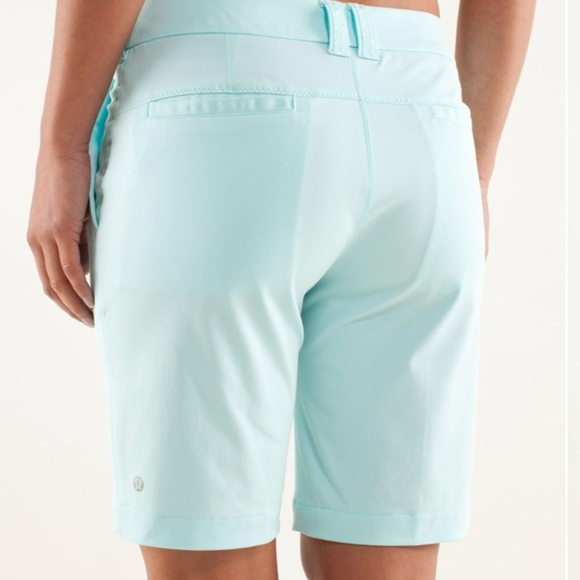 NWOT LULULEMON 4 Club Shorts in Teal - Picture 2 of 5